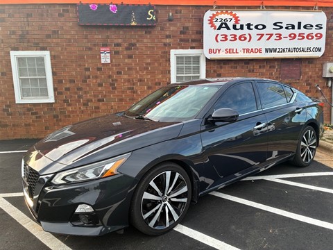 2020 Nissan Altima VC-T Platinum