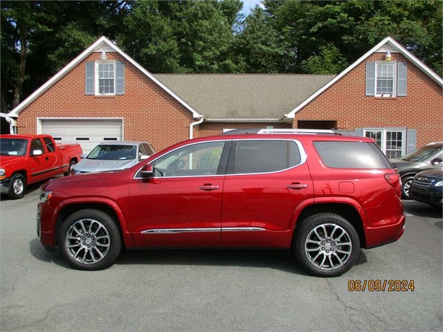 GMC ACADIA DENALI in King