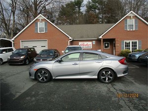 Picture of a 2018 HONDA CIVIC TOURING