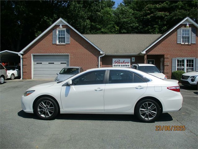 Toyota Camry SE in King