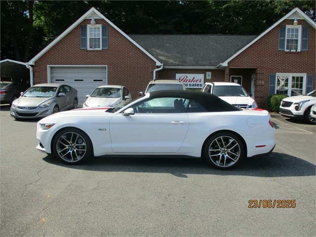 Ford Mustang GT Convertible in King