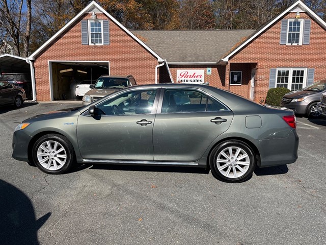 Toyota Camry Hybrid XLE in King