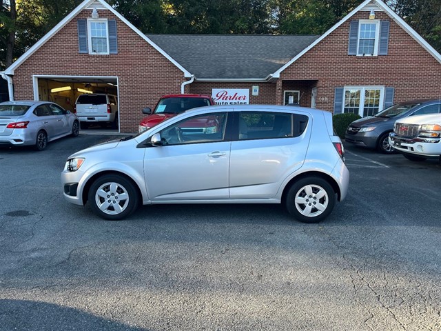 Chevrolet Sonic LS Auto 5-Door in King