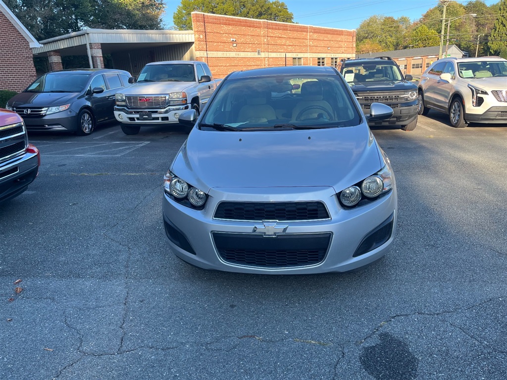 2015 Chevrolet Sonic LS