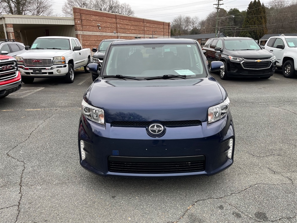 2013 Scion xB's photo