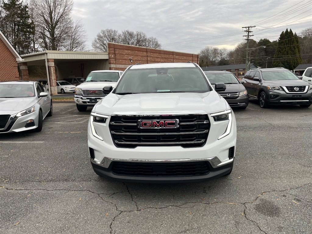 2025 GMC Acadia Elevation's photo