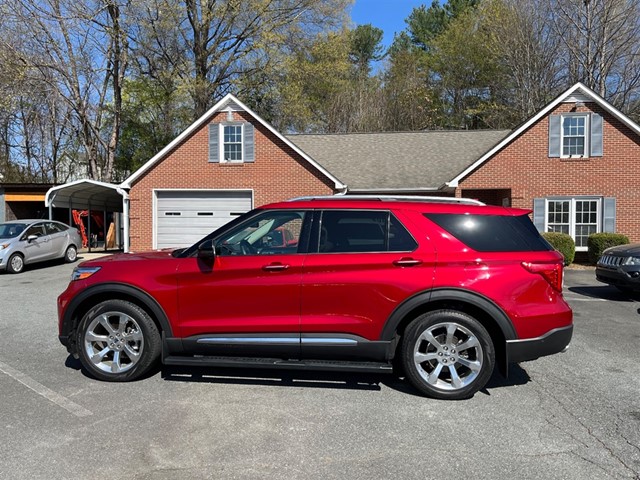 Ford Explorer Platinum AWD in King