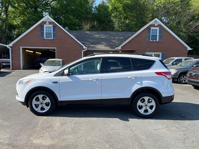 Ford Escape SE FWD in King