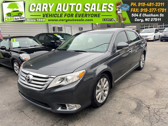 TOYOTA AVALON LIMITED in Cary
