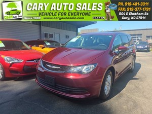 Picture of a 2019 CHRYSLER PACIFICA LX
