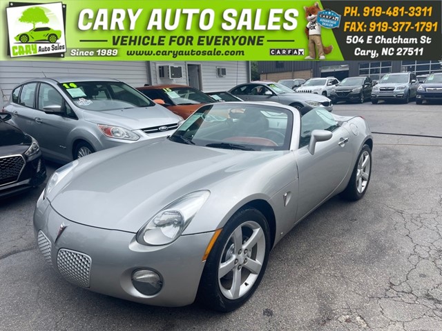 PONTIAC SOLSTICE Convertible in Cary