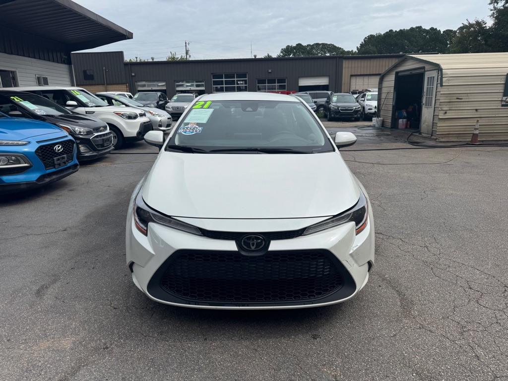 2021 Toyota Corolla LE photo 2