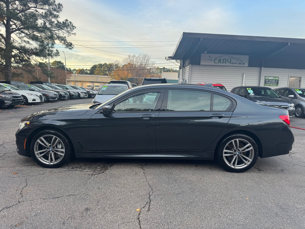 2018 BMW 7 Series 750i photo 4