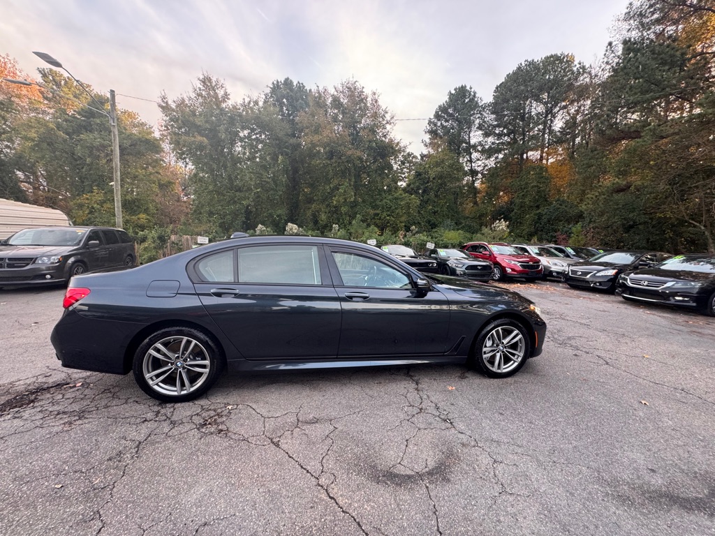 2018 BMW 7 Series 750i photo 8