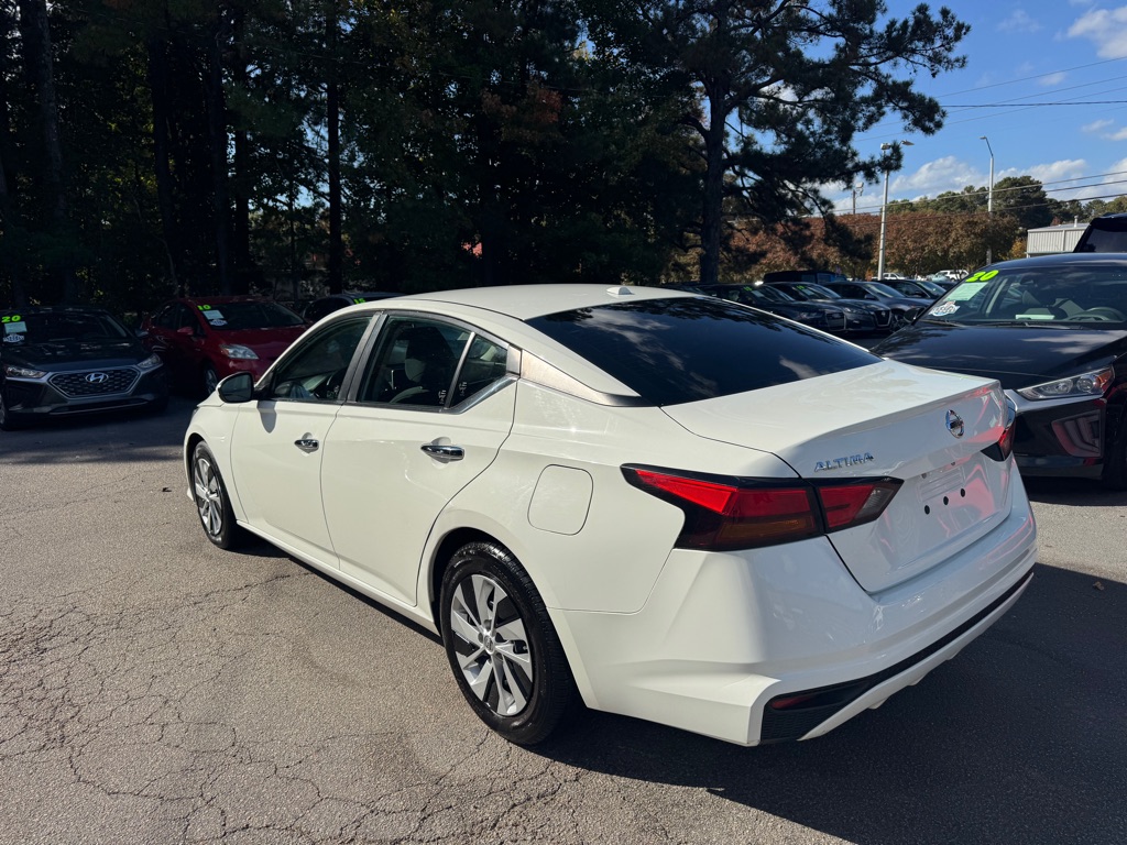 2020 Nissan Altima S photo 4