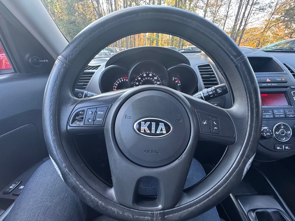 2013 Kia Soul Base photo 16