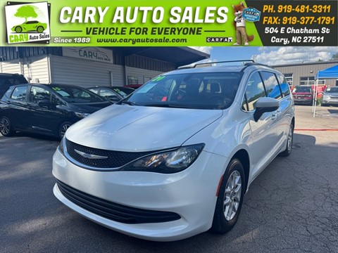 2020 CHRYSLER VOYAGER LXI