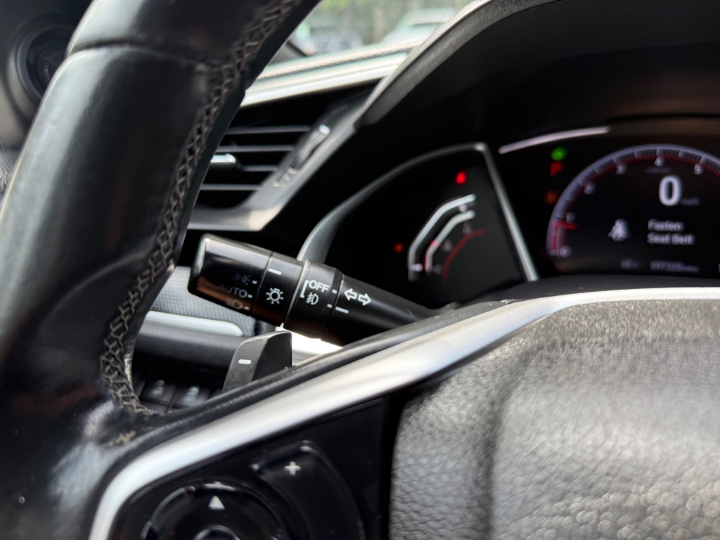 2019 Honda Civic Sport photo 16