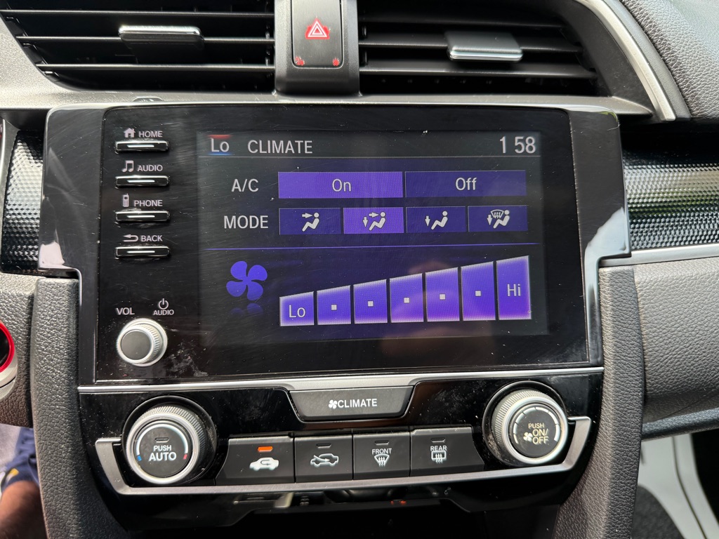 2019 Honda Civic Sport photo 21