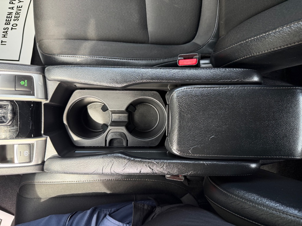 2019 Honda Civic Sport photo 22