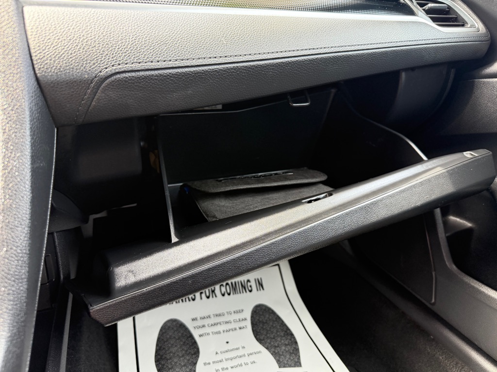 2019 Honda Civic Sport photo 24