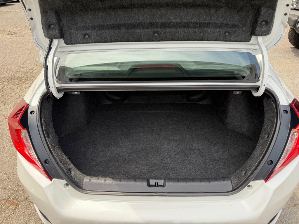 2019 Honda Civic Sport photo 33