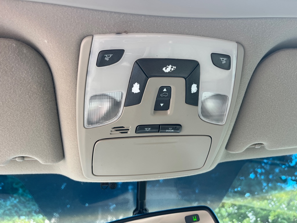 2013 Toyota Sienna XLE photo 20