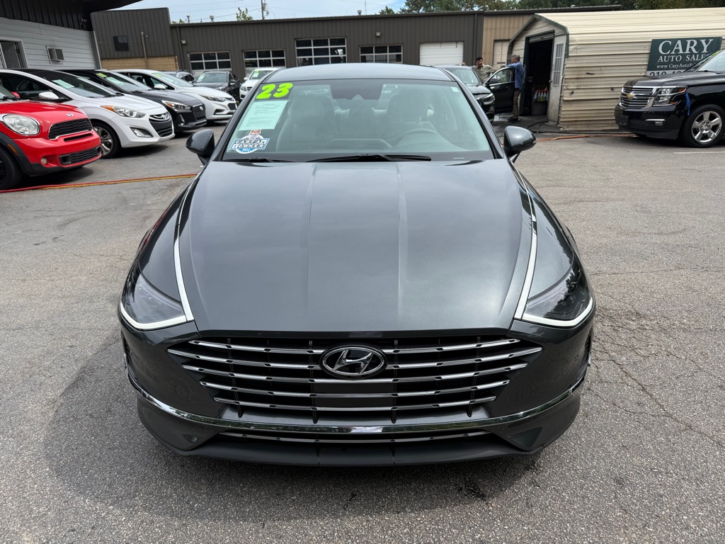 2023 Hyundai Sonata Hybrid Blue photo 2