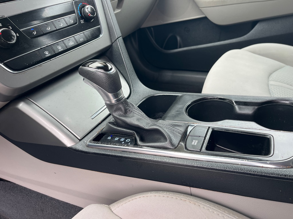 2017 Hyundai Sonata SE Eco photo 18