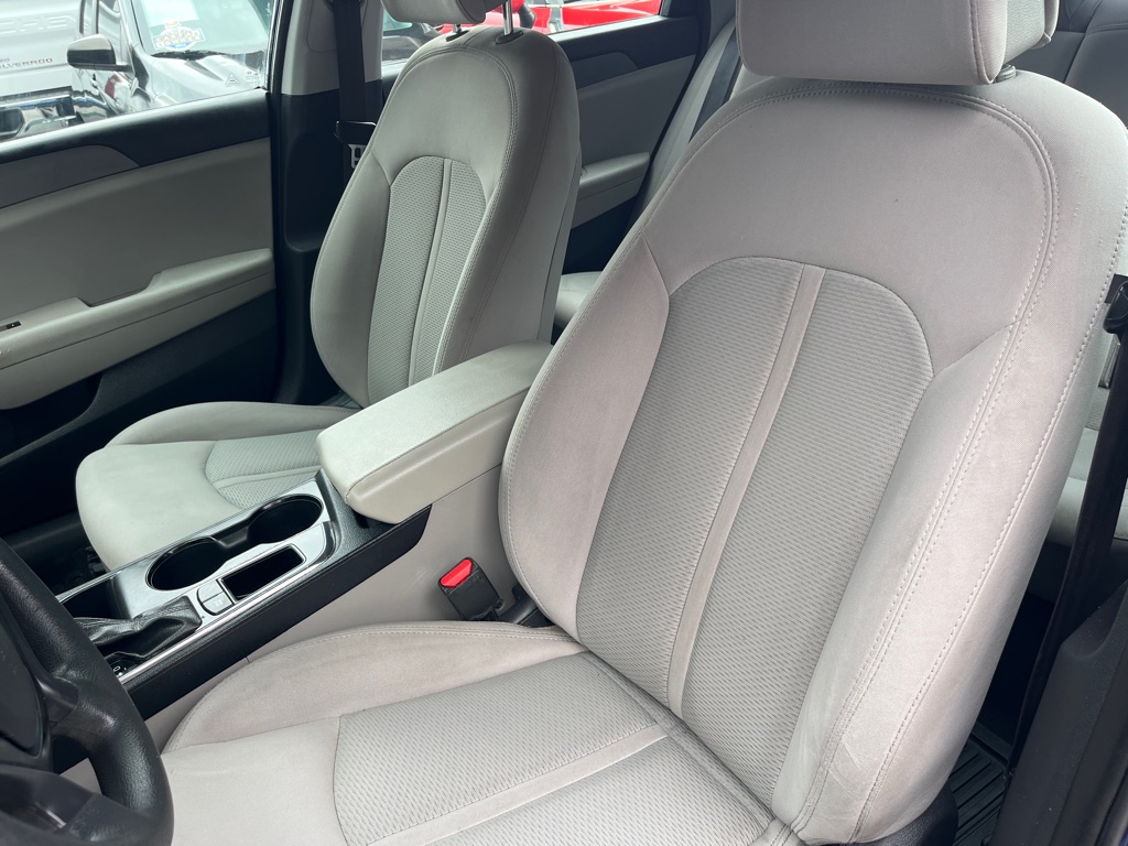 2017 Hyundai Sonata SE Eco photo 9