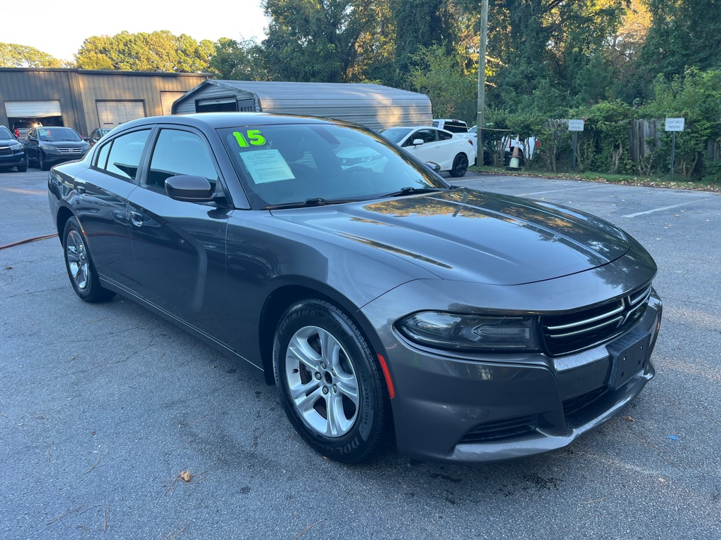 2015 Dodge Charger SE photo 3