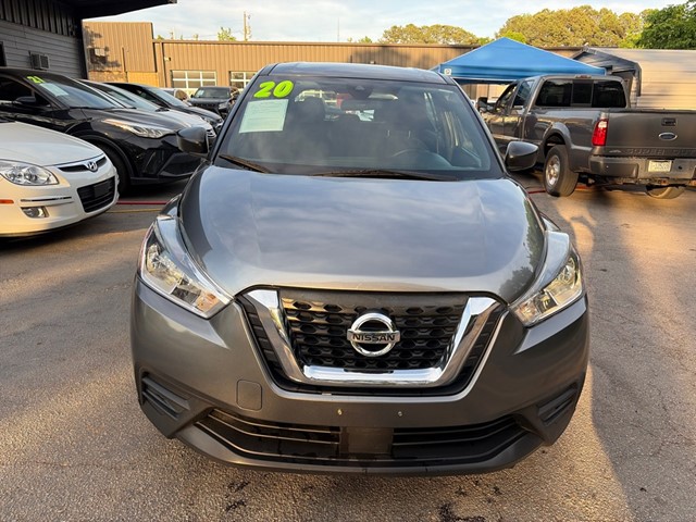 2020 Nissan Kicks