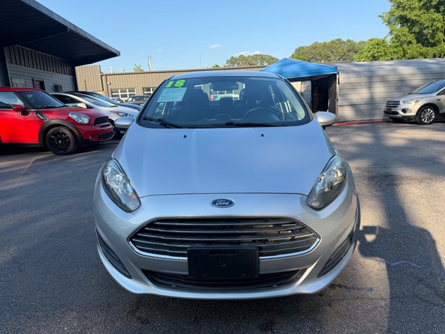 2018 Ford Fiesta S Sedan's photo