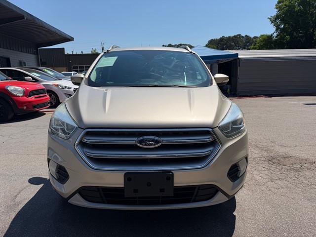 2017 Ford Escape Titanium's photo