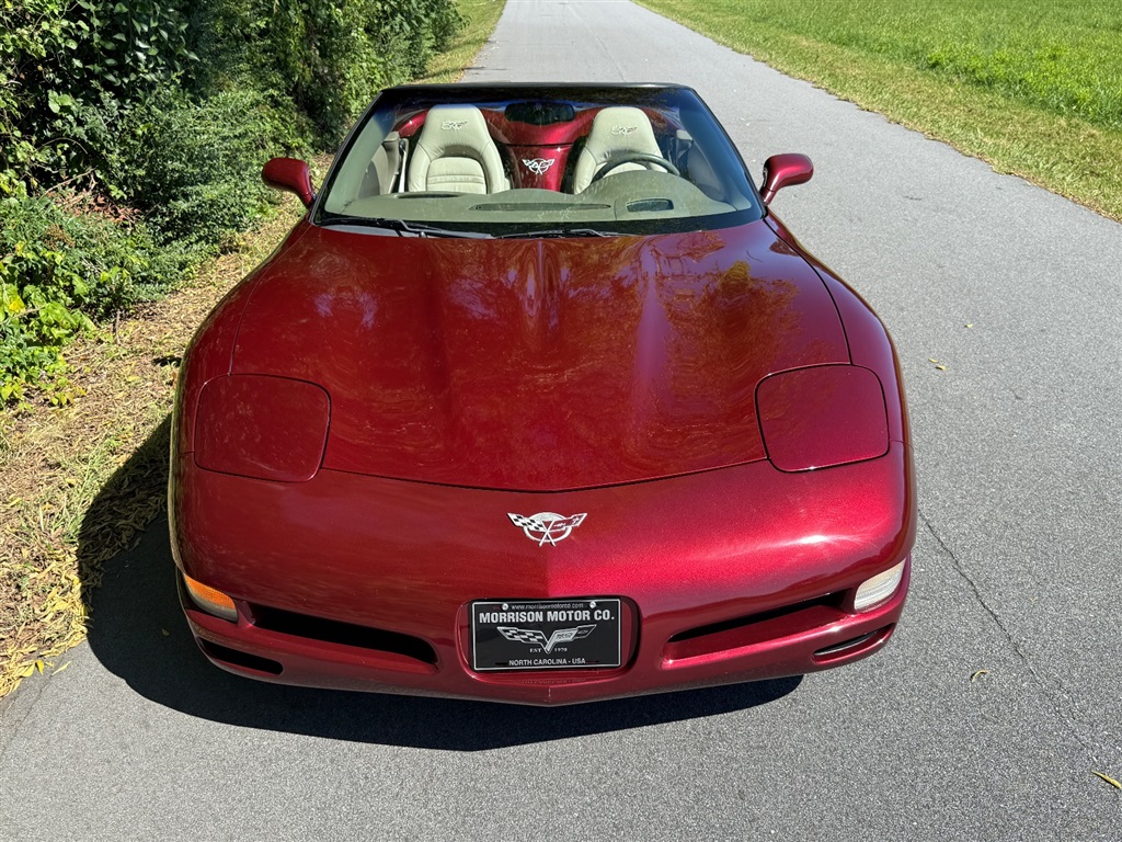 2003 Chevrolet Corvette photo 13