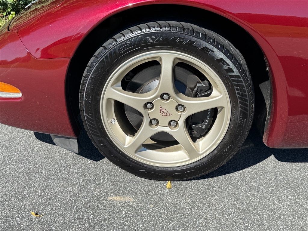2003 Chevrolet Corvette photo 20