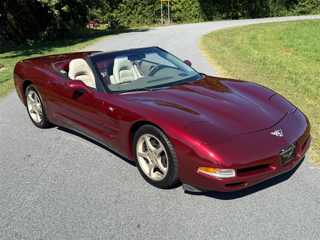 2003 Chevrolet Corvette photo 24