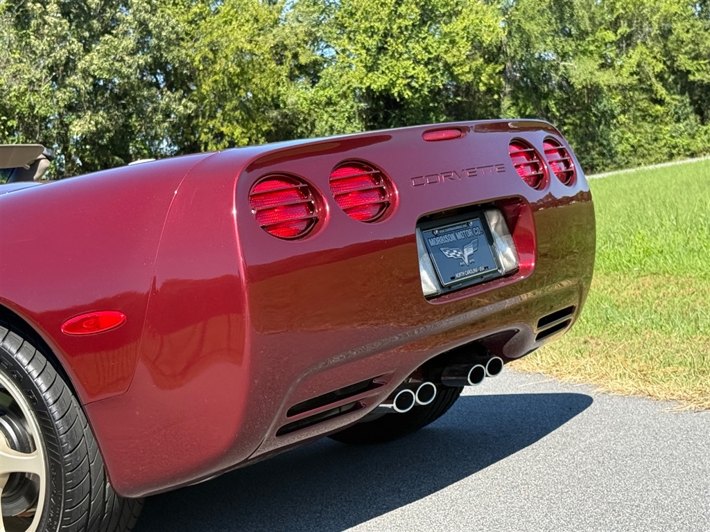 2003 Chevrolet Corvette photo 35