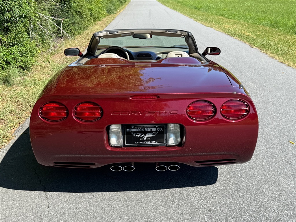 2003 Chevrolet Corvette photo 39