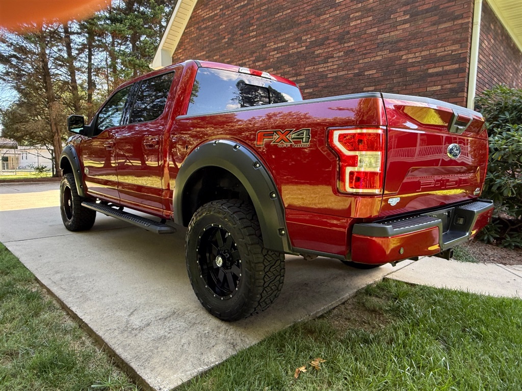 2018 Ford F-150 XLT photo 20