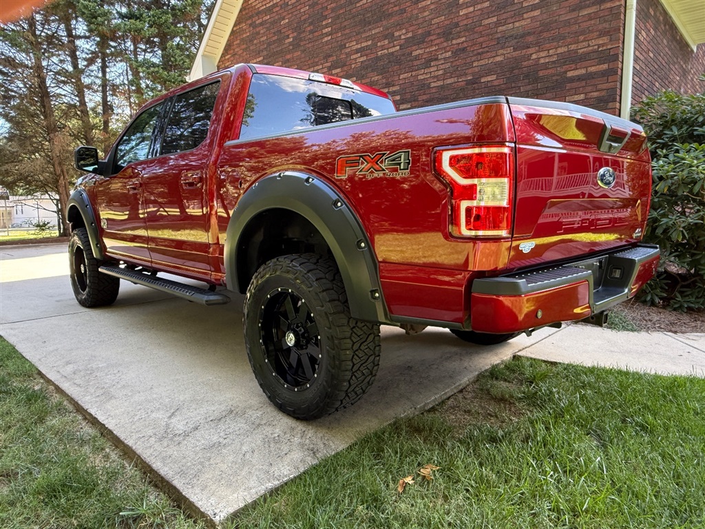 2018 Ford F-150 XLT photo 22