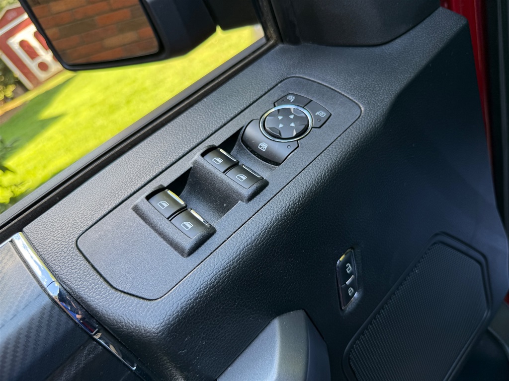 2018 Ford F-150 XLT photo 39