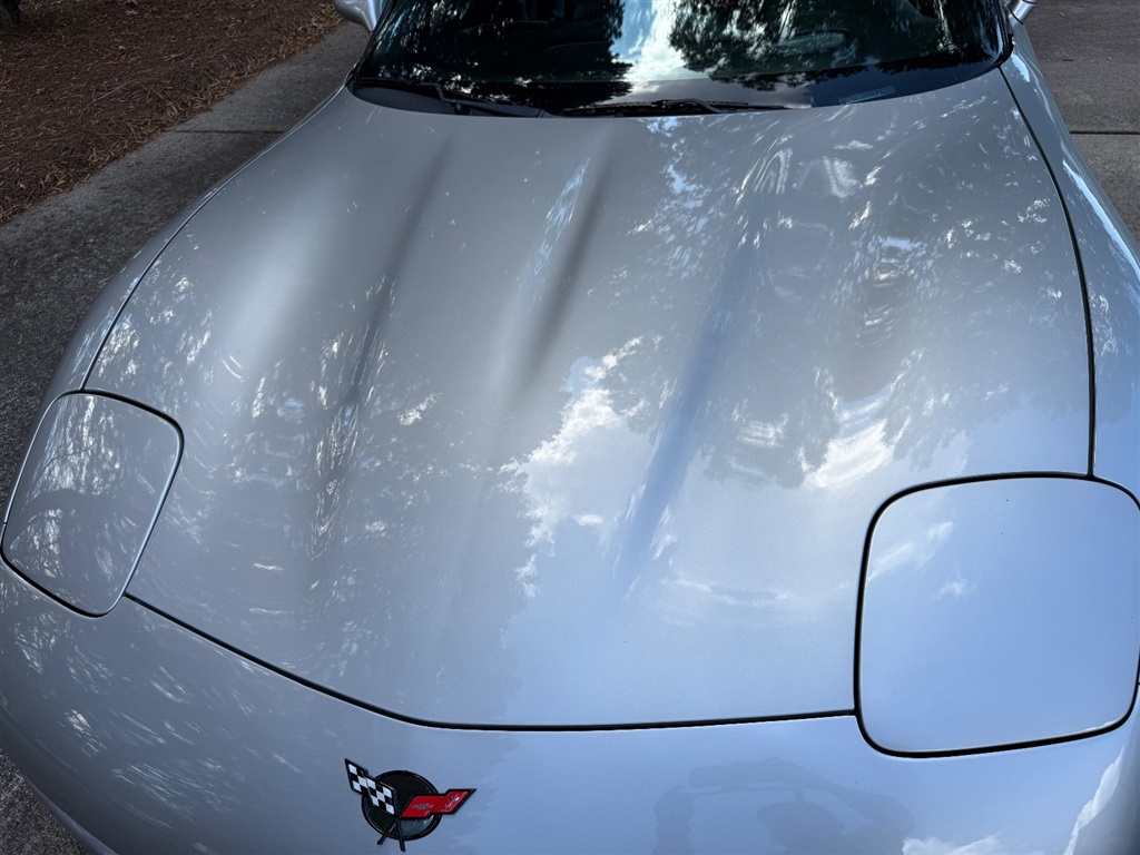 2004 Chevrolet Corvette Coupe photo 20