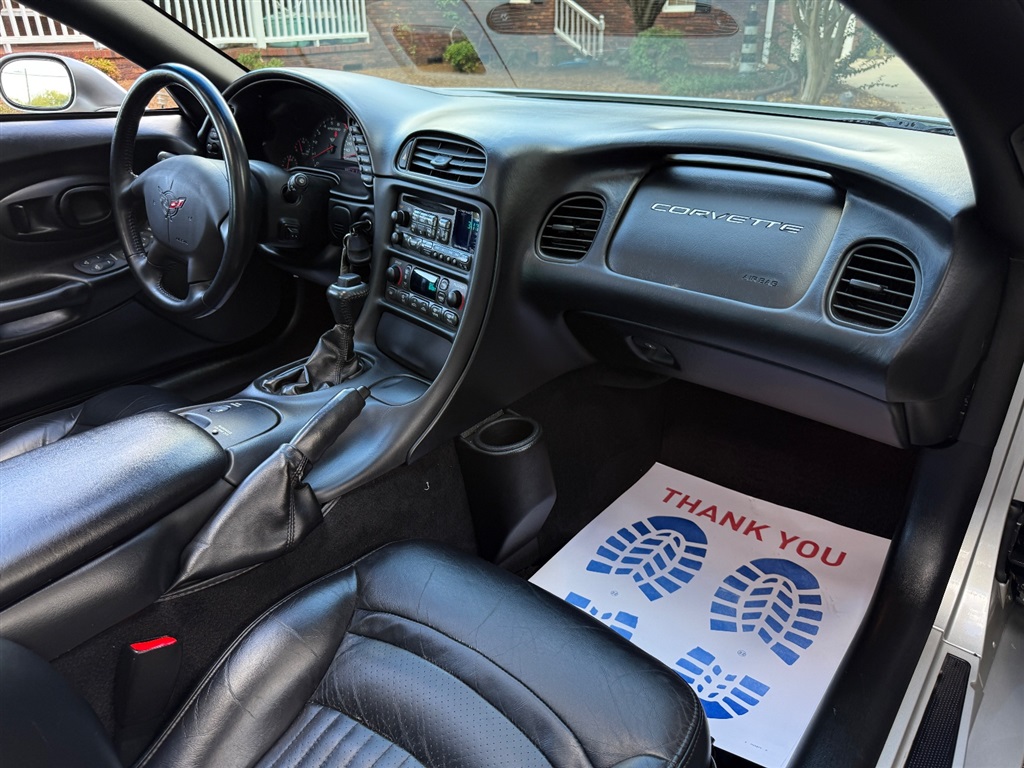 2004 Chevrolet Corvette Coupe photo 56