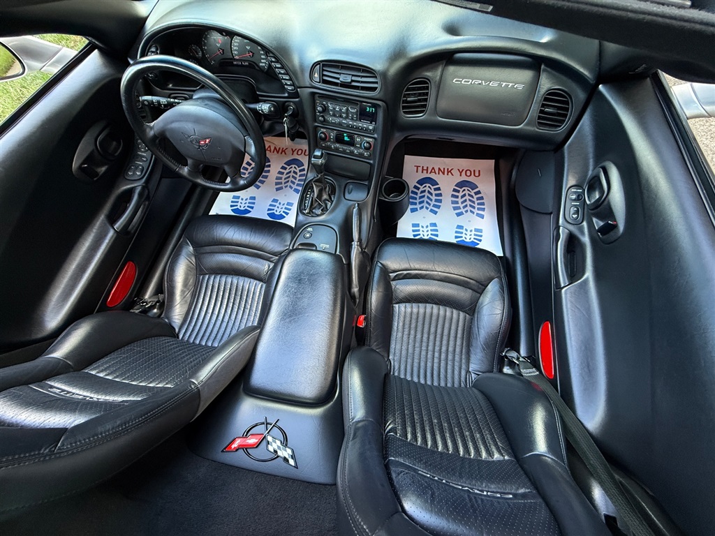 2004 Chevrolet Corvette Coupe photo 59