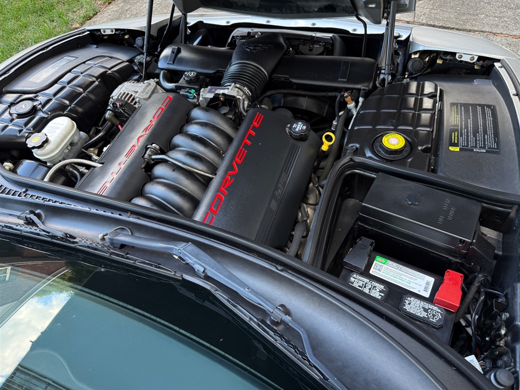 2004 Chevrolet Corvette Coupe photo 62