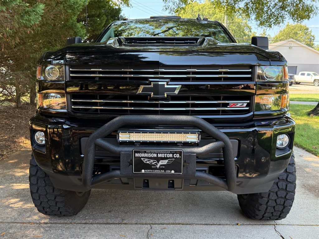 2017 Chevrolet Silverado 2500HD LTZ photo 8