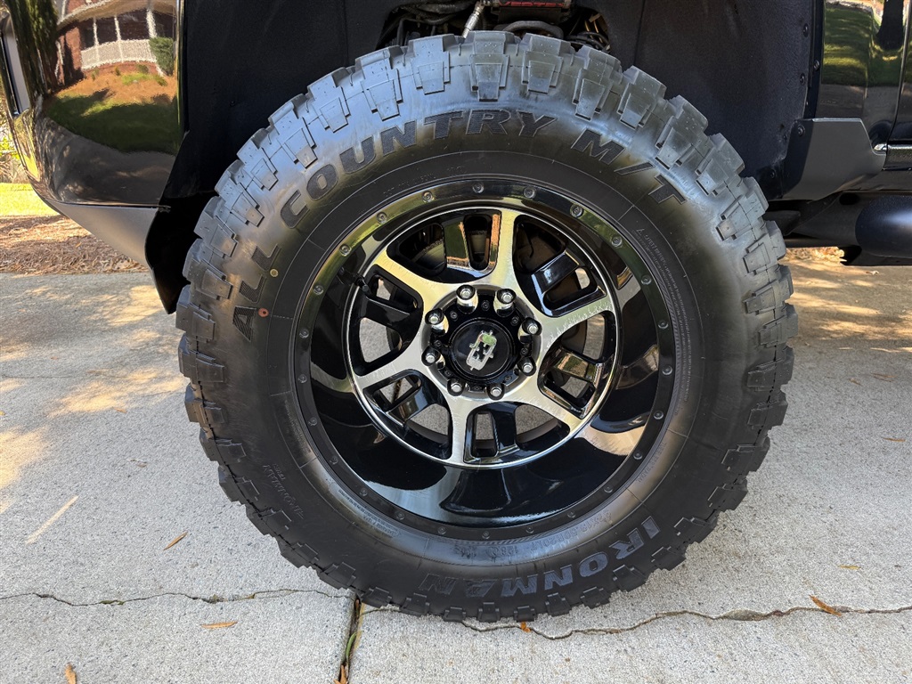 2017 Chevrolet Silverado 2500HD LTZ photo 14