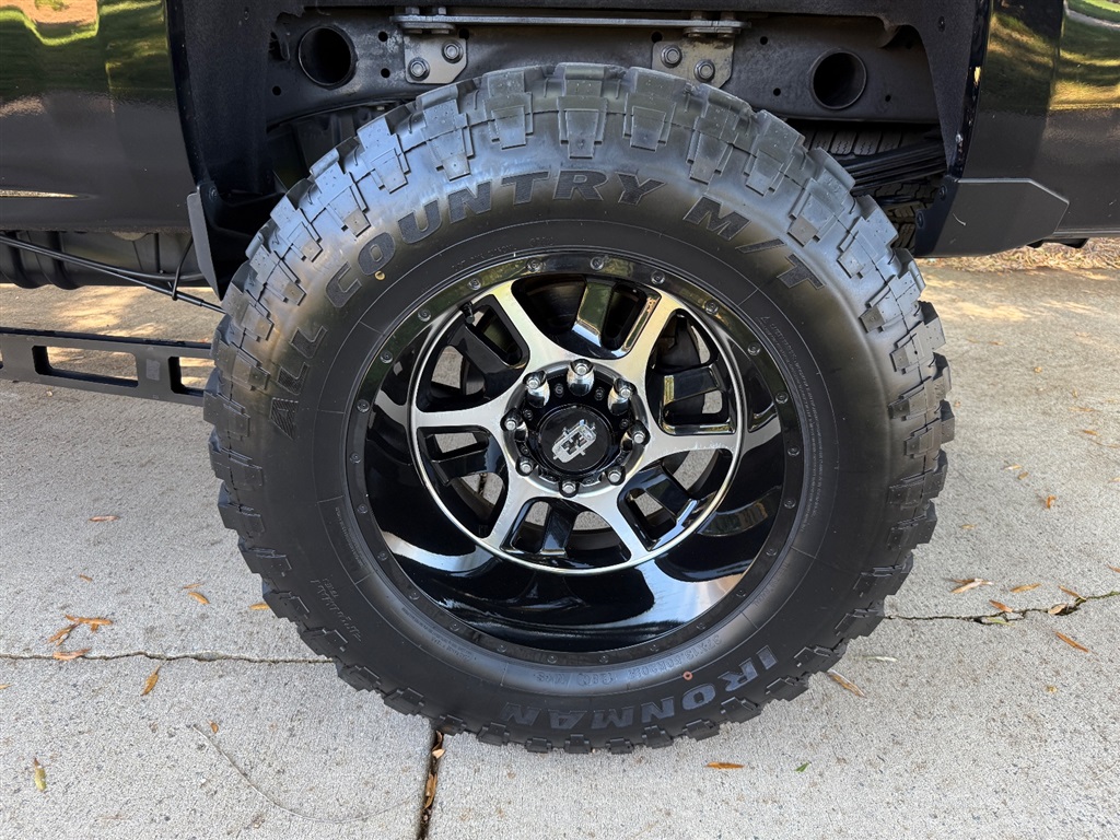 2017 Chevrolet Silverado 2500HD LTZ photo 18