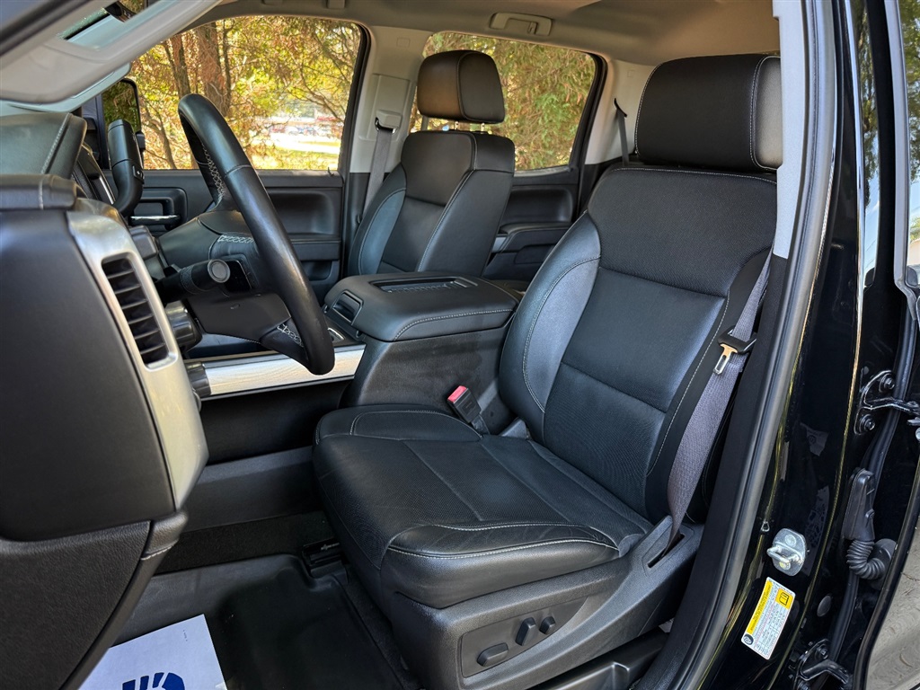 2017 Chevrolet Silverado 2500HD LTZ photo 42